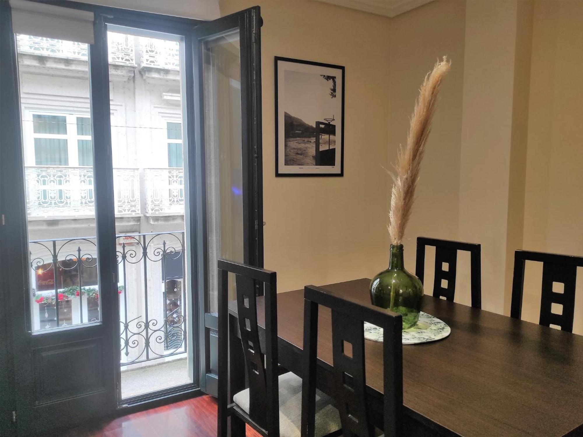 1A. Disfruta De Su Balcon Sobre El Casco Viejo. Lägenhet Ourense Exteriör bild