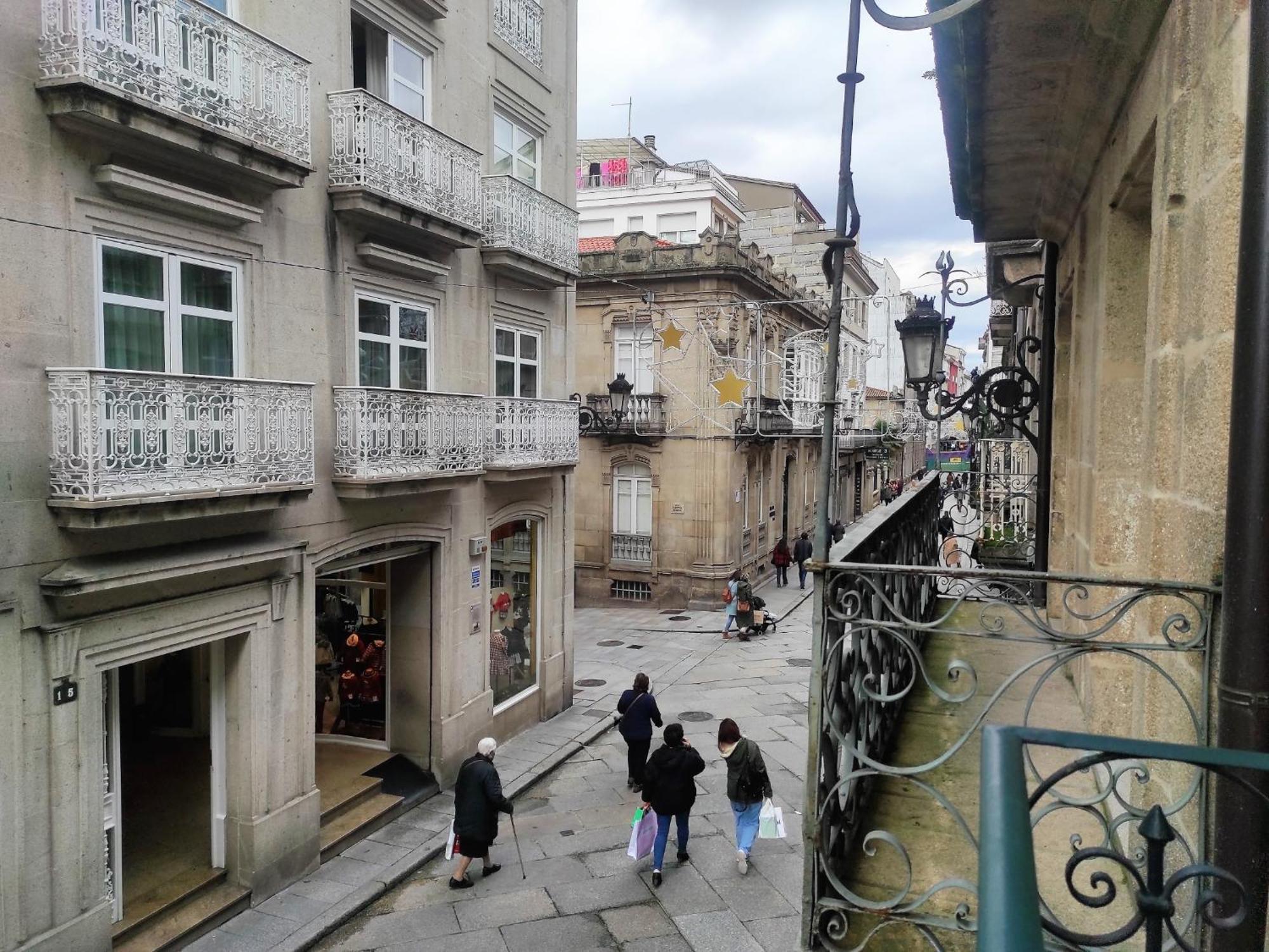 1A. Disfruta De Su Balcon Sobre El Casco Viejo. Lägenhet Ourense Exteriör bild